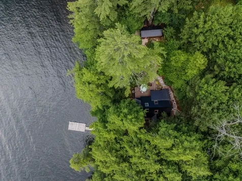 16 Hemlock Way Holderness NH 03245