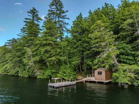 16 Hemlock Way Holderness NH 03245