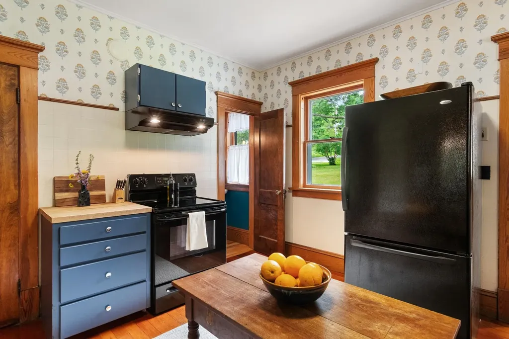 92 Bank Street St. Albans City VT 05478