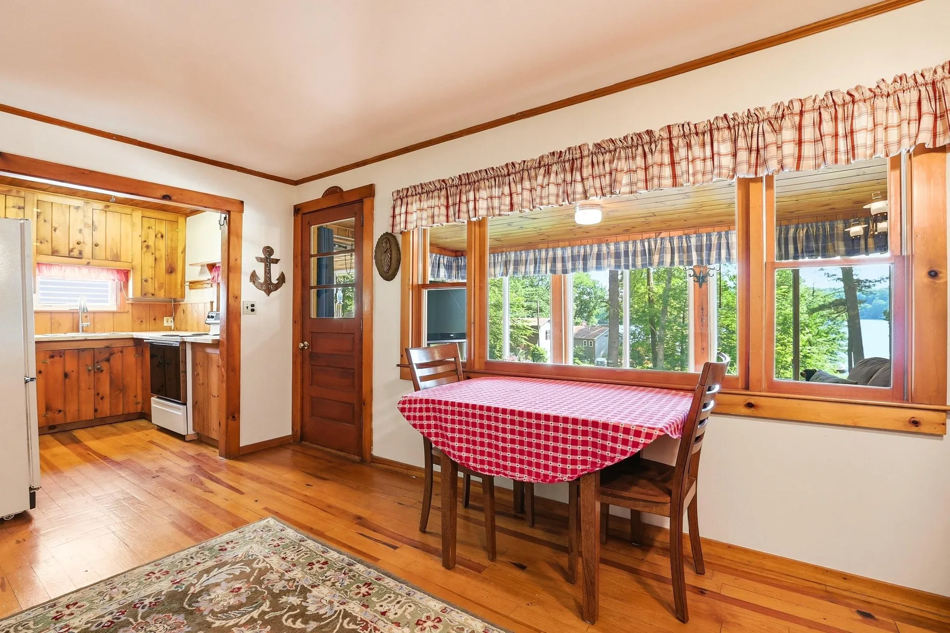 63 Lake Shore Drive Barnstead NH 03225