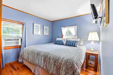 63 Lake Shore Drive Barnstead NH 03225