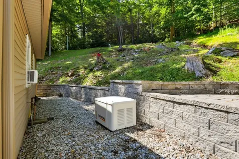 63 Lake Shore Drive Barnstead NH 03225