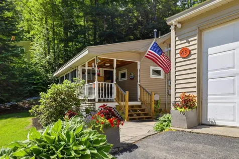 63 Lake Shore Drive Barnstead NH 03225