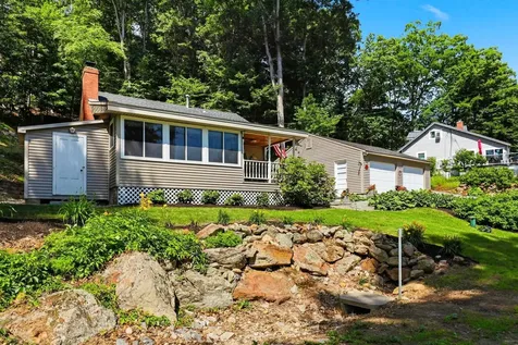 63 Lake Shore Drive Barnstead NH 03225