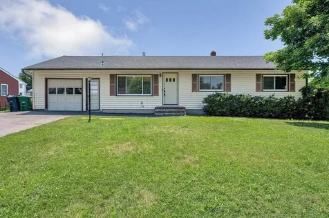 7 Raleigh Drive Nashua NH 03062