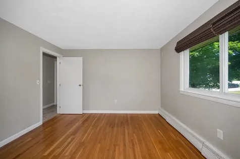 7 Raleigh Drive Nashua NH 03062