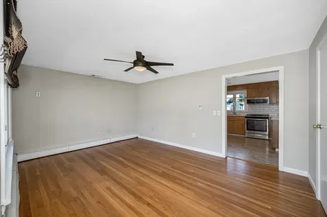 7 Raleigh Drive Nashua NH 03062