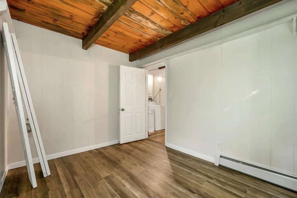 21 Birch Tree Lane Hillsborough NH 03244