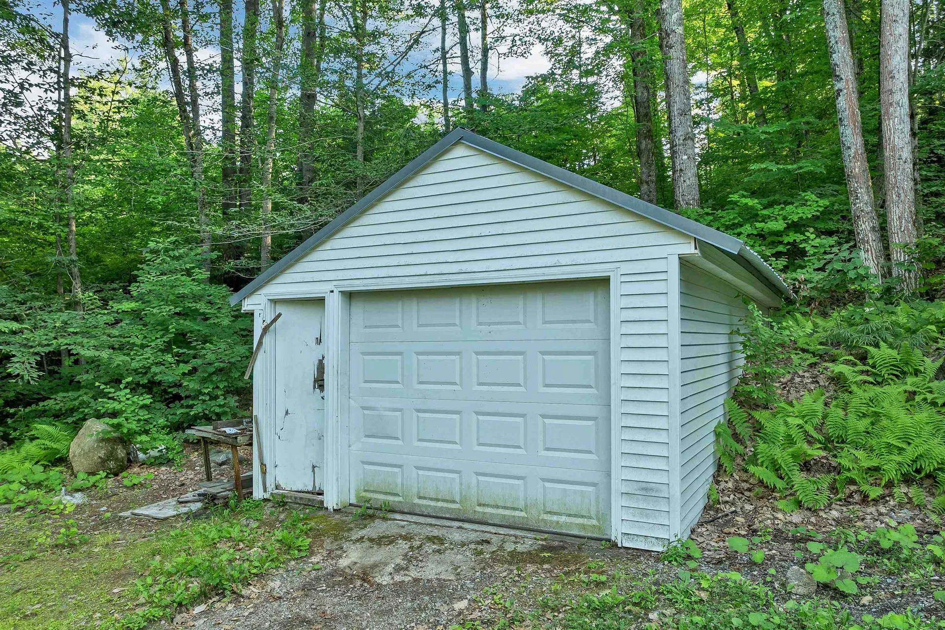 21 Birch Tree Lane Hillsborough NH 03244