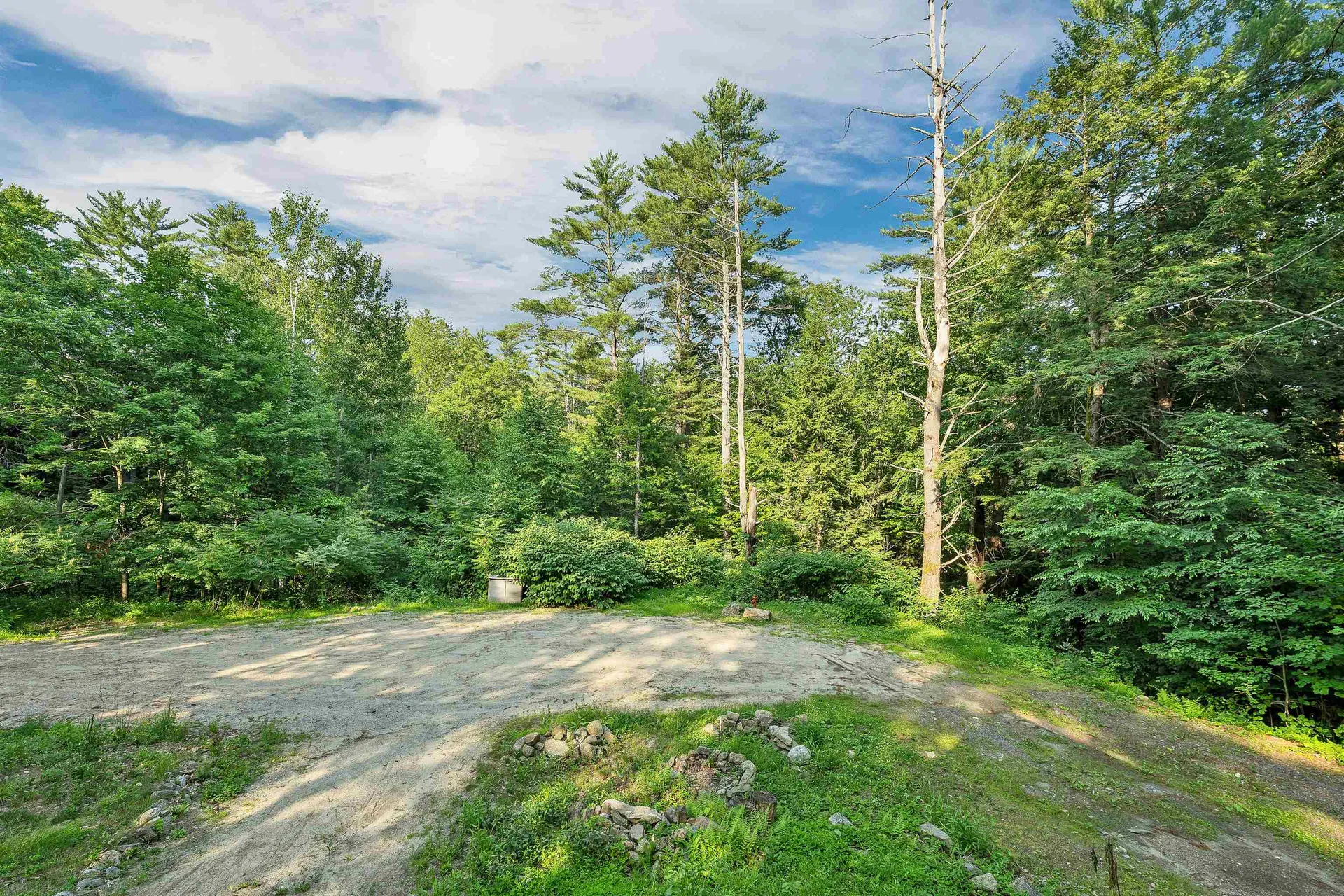21 Birch Tree Lane Hillsborough NH 03244