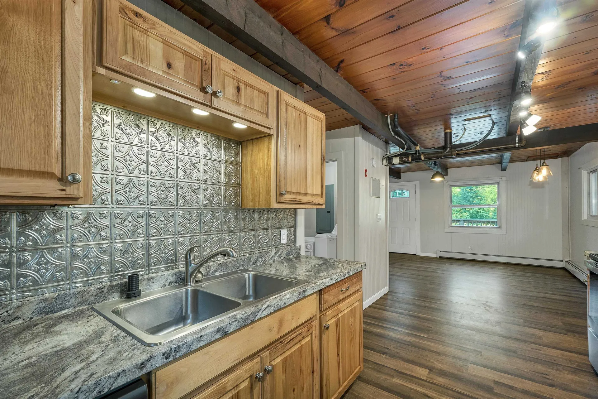 21 Birch Tree Lane Hillsborough NH 03244