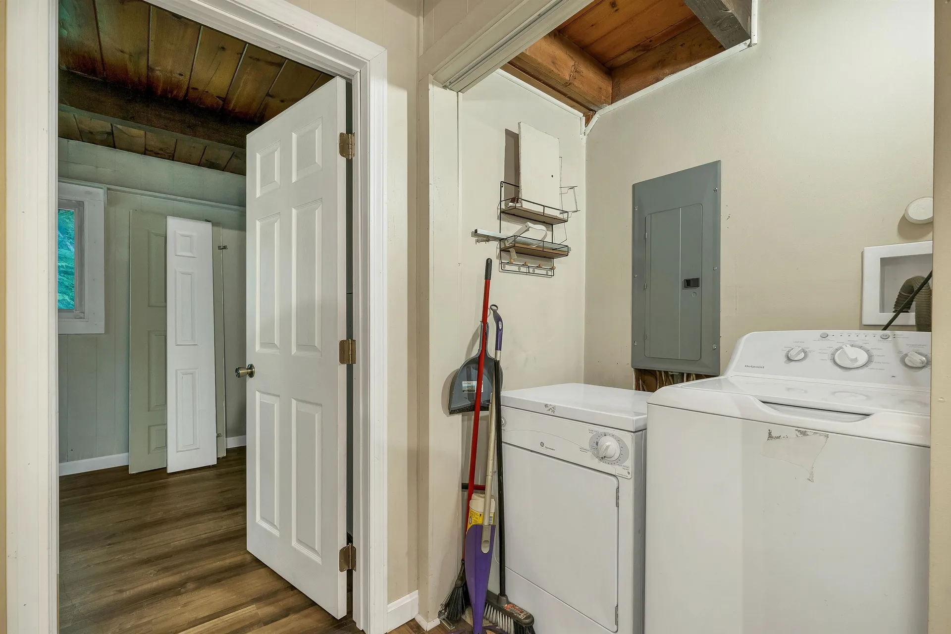 21 Birch Tree Lane Hillsborough NH 03244