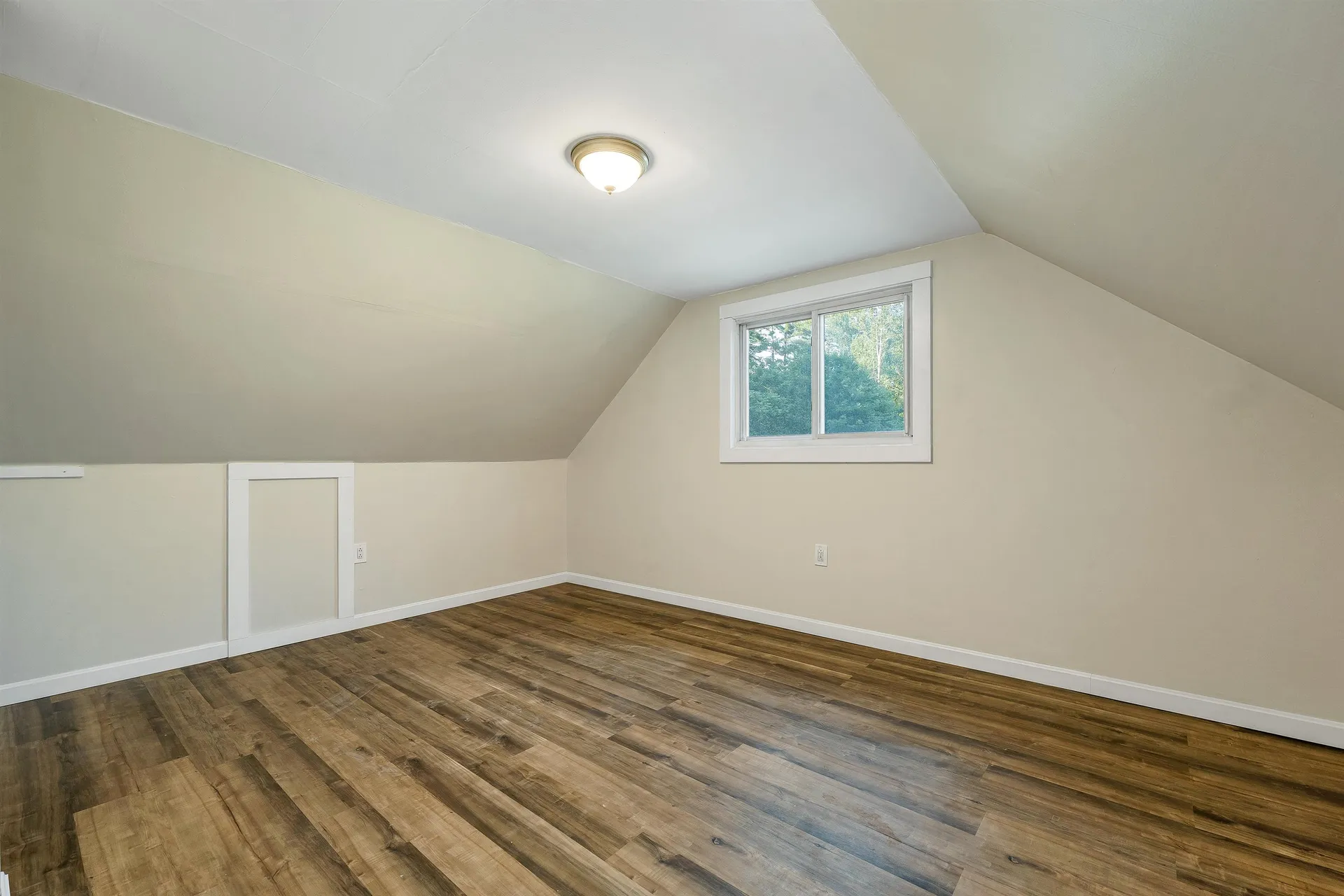21 Birch Tree Lane Hillsborough NH 03244
