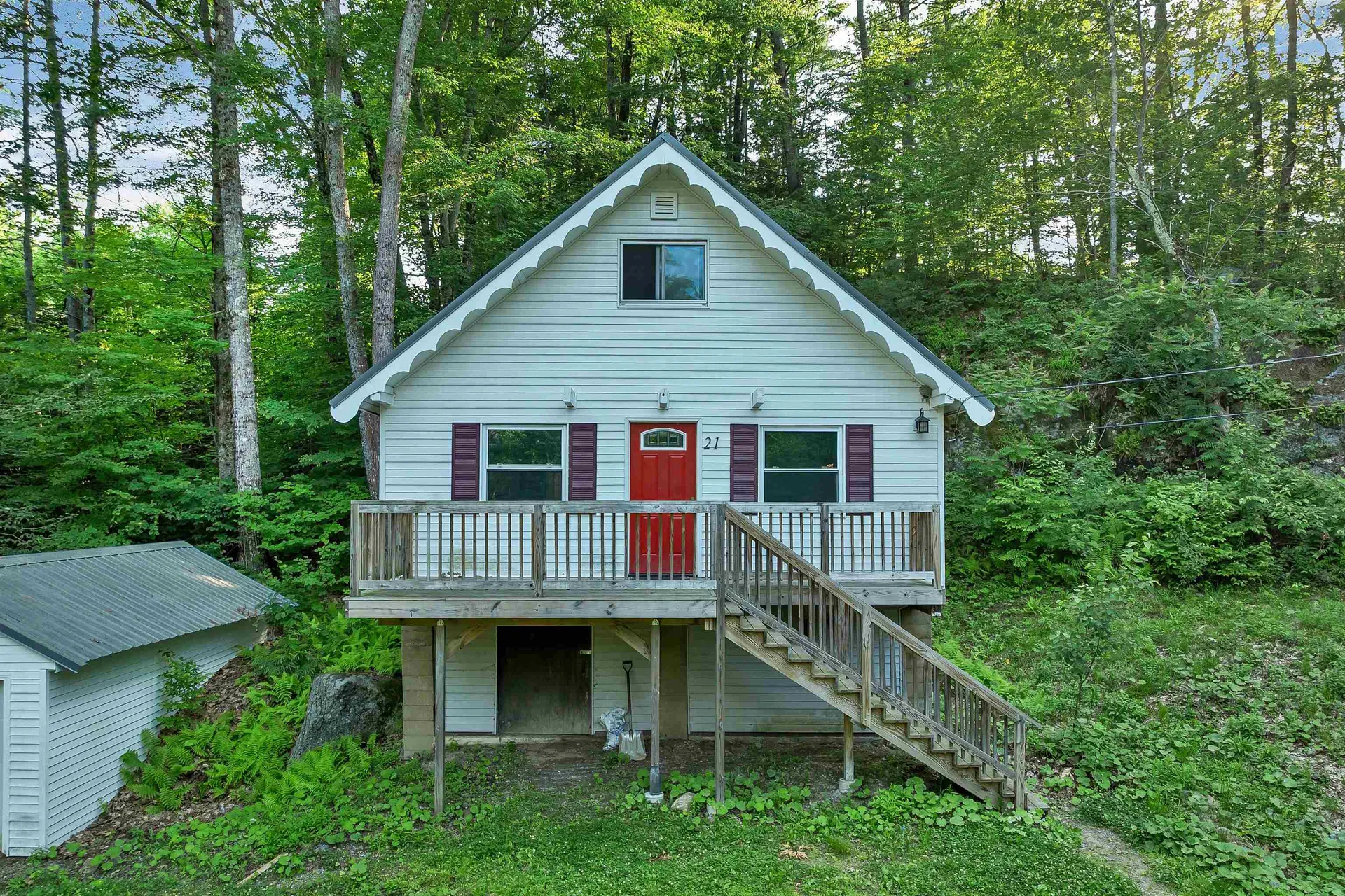 21 Birch Tree Lane Hillsborough NH 03244