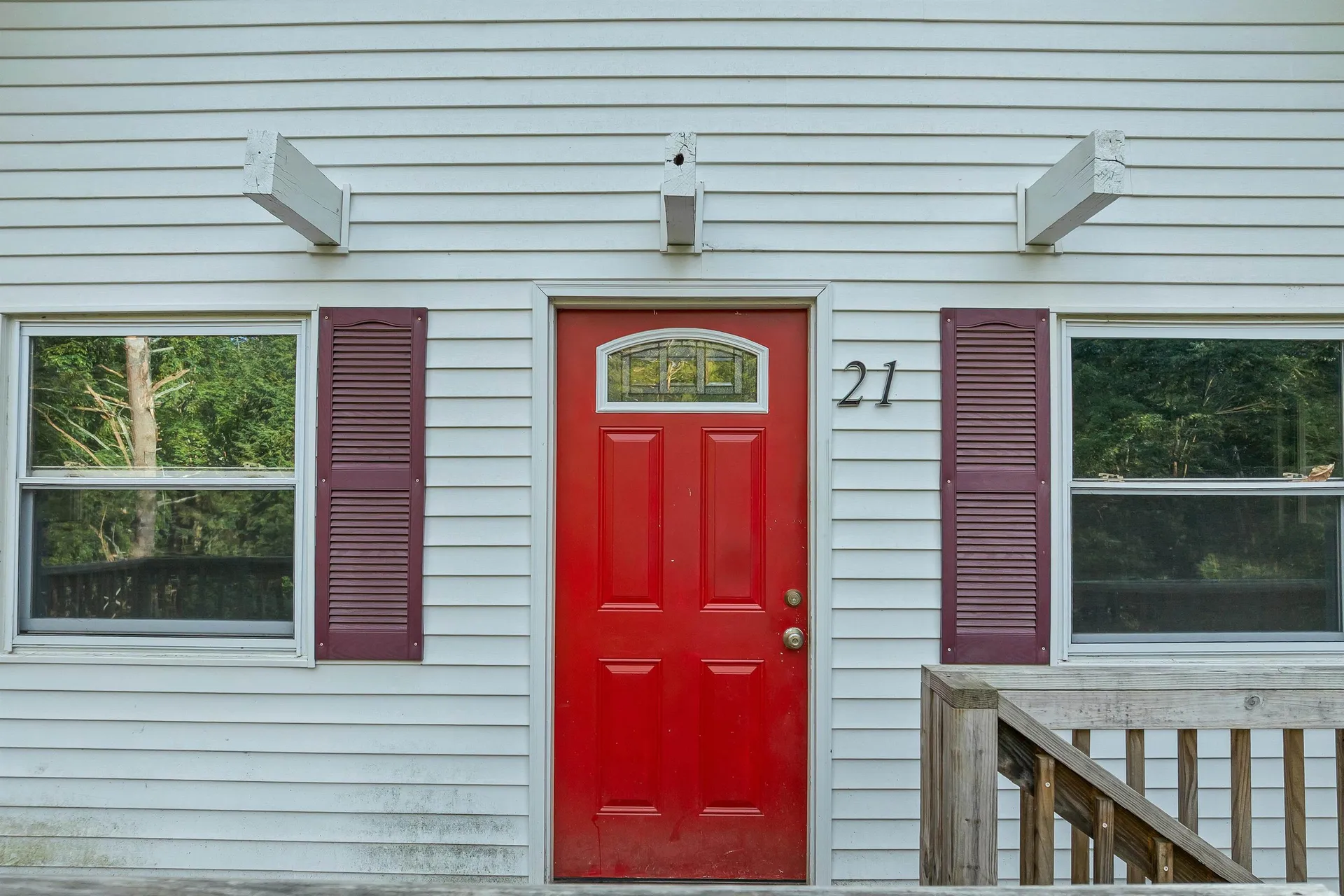 21 Birch Tree Lane Hillsborough NH 03244