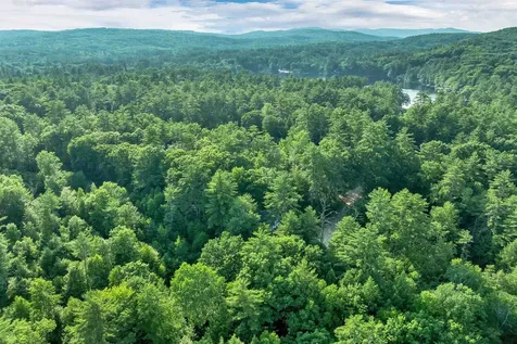 21 Birch Tree Lane Hillsborough NH 03244