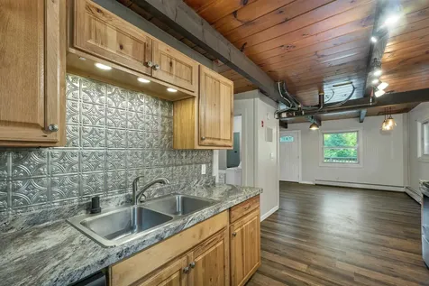 21 Birch Tree Lane Hillsborough NH 03244