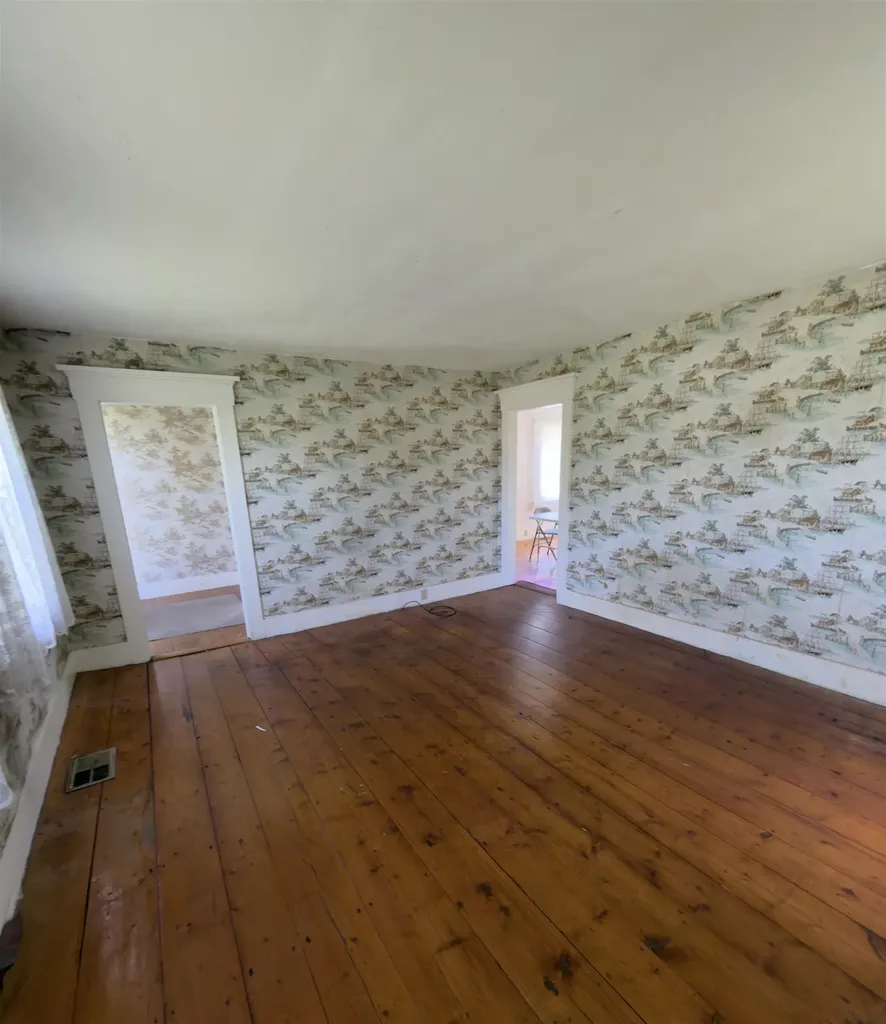 1275 Old Route 25 Road Rumney NH 03266