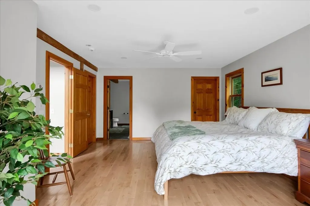 52 Mansfield Road Fayston VT 05673
