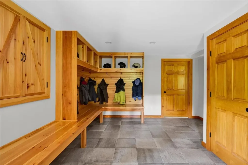 52 Mansfield Road Fayston VT 05673