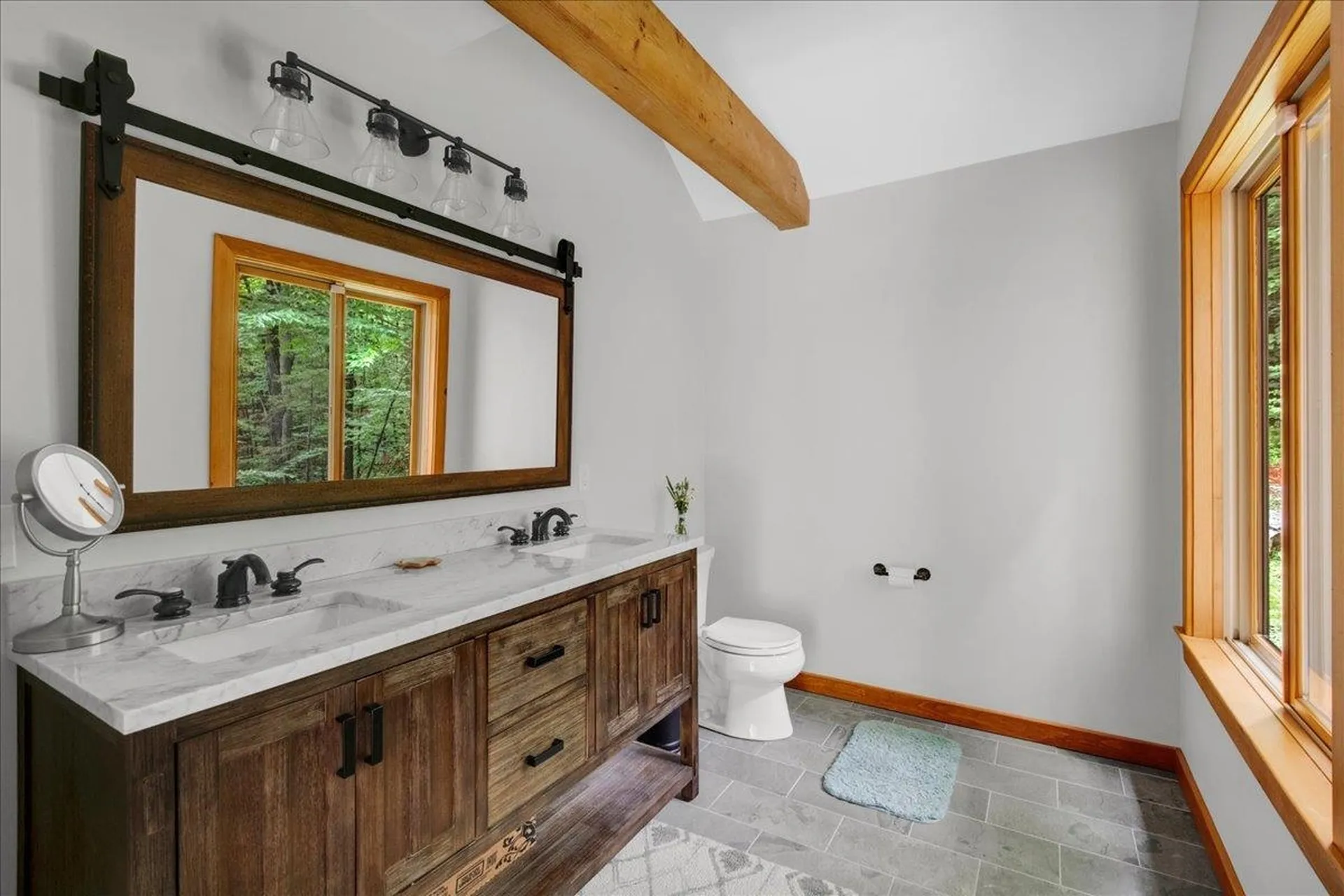 52 Mansfield Road Fayston VT 05673