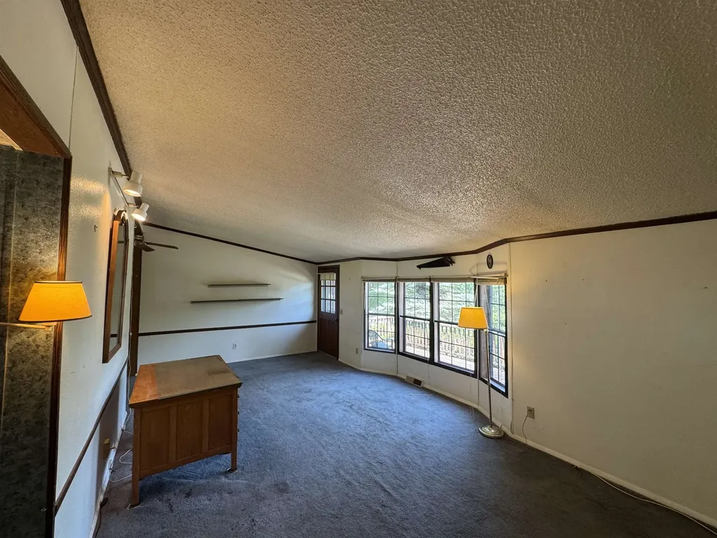 5 Camelot Drive Wilmington VT 05363