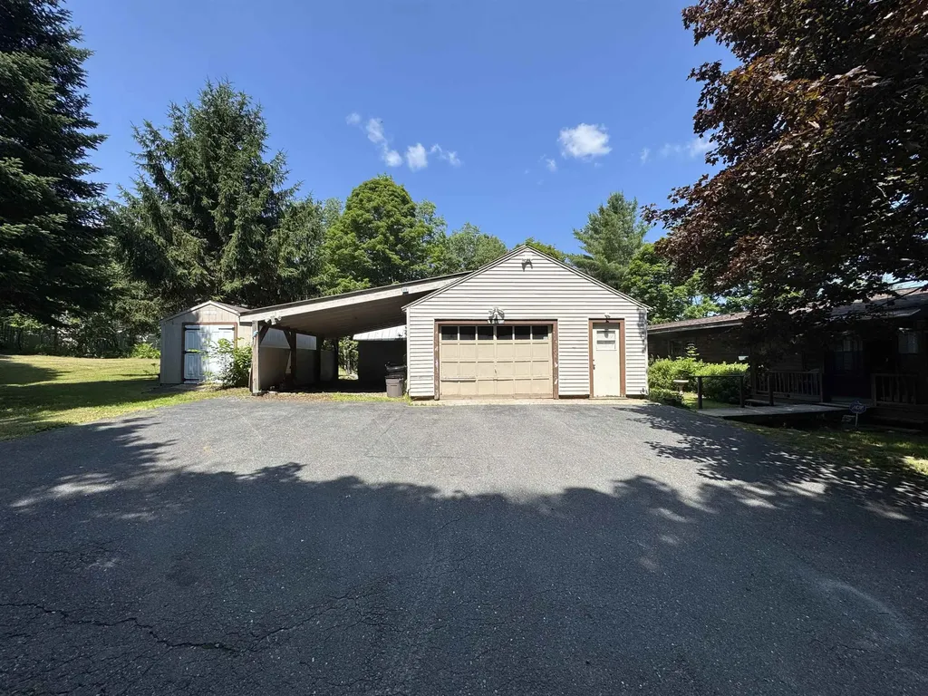 5 Camelot Drive Wilmington VT 05363