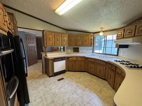 5 Camelot Drive Wilmington VT 05363