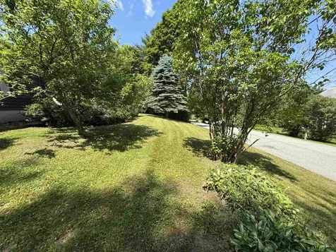 5 Camelot Drive Wilmington VT 05363