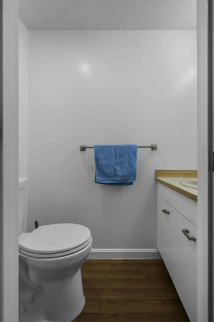 923 Fox Hollow Way Manchester NH 03104