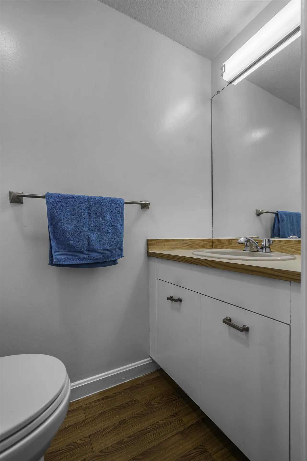 923 Fox Hollow Way Manchester NH 03104