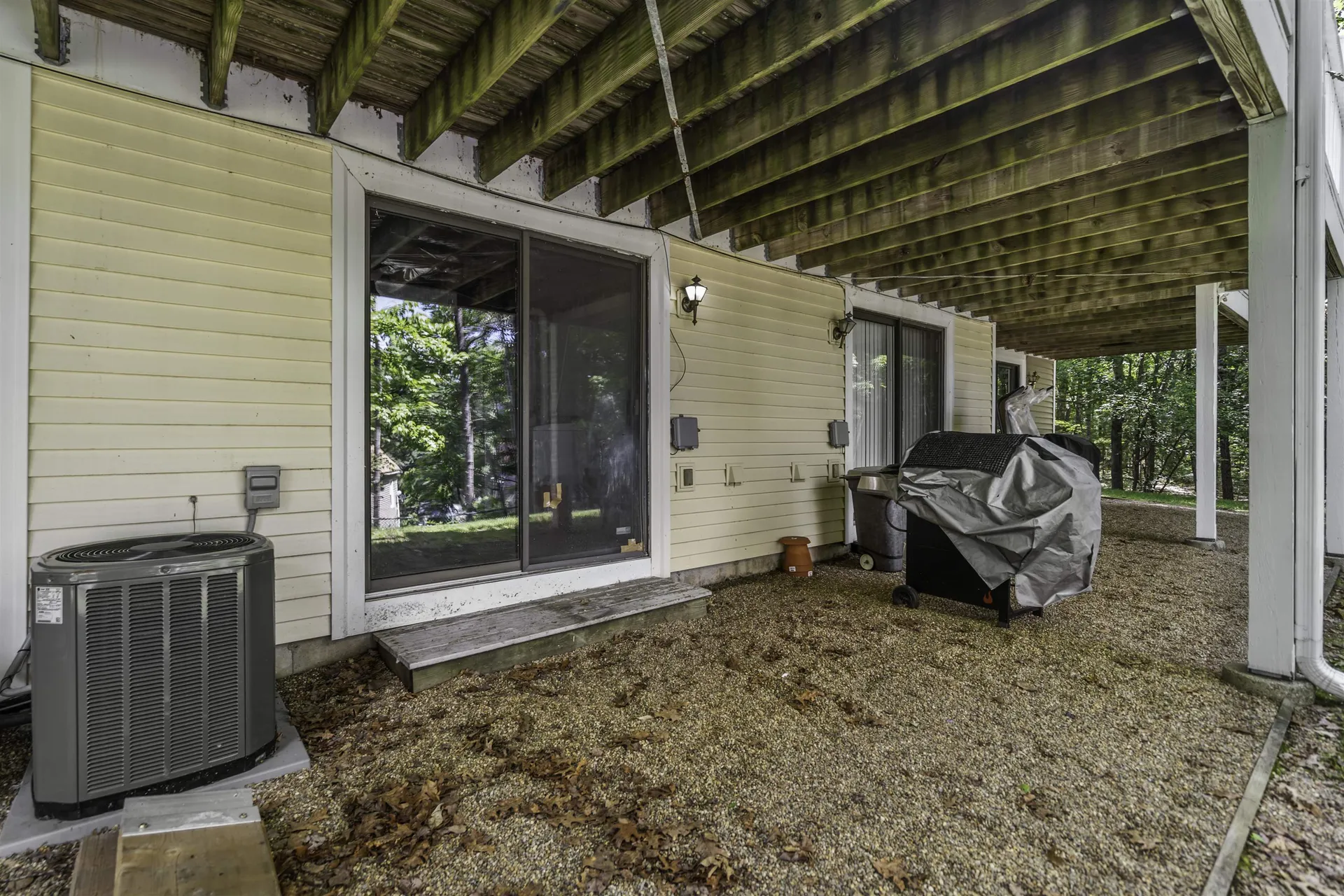 923 Fox Hollow Way Manchester NH 03104