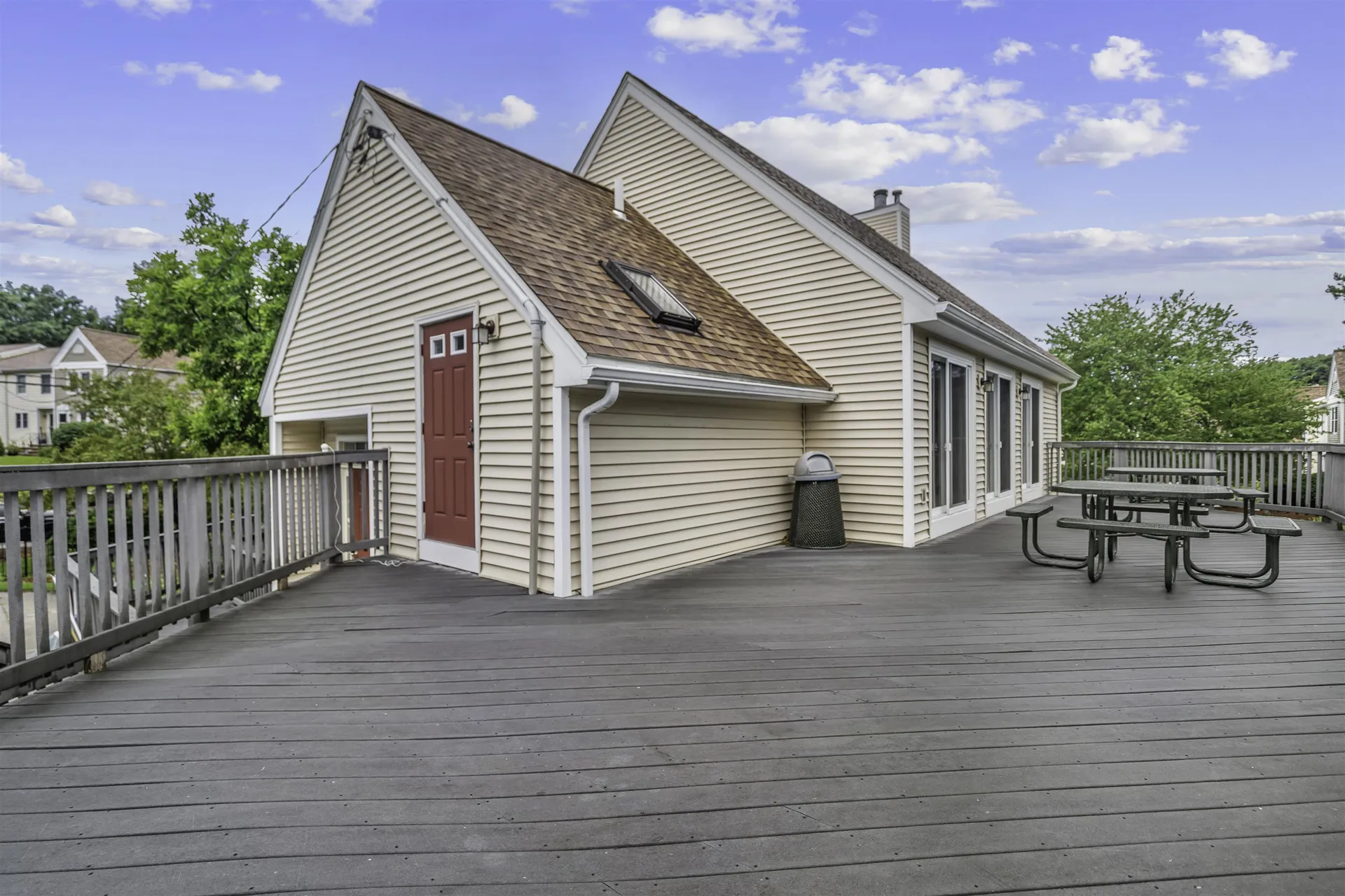 923 Fox Hollow Way Manchester NH 03104