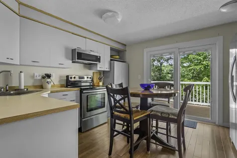 923 Fox Hollow Way Manchester NH 03104