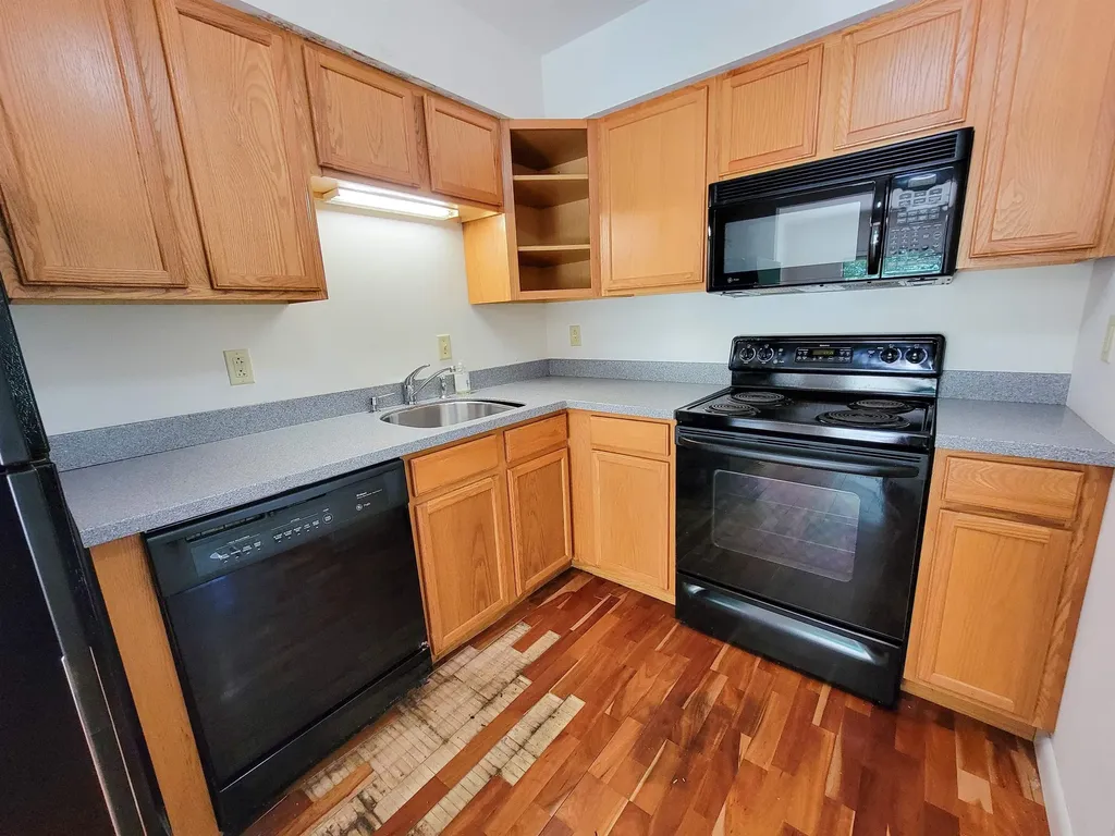 195 Ledgewood Circle Burlington VT 05401