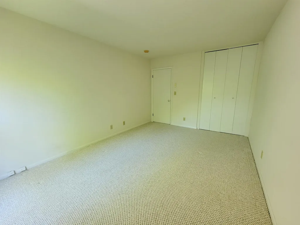 195 Ledgewood Circle Burlington VT 05401