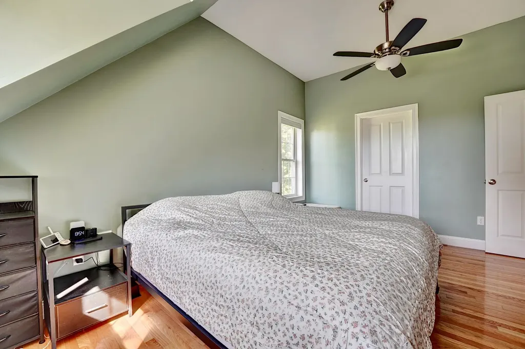 2 Wood Ridge Lane Exeter NH 03833