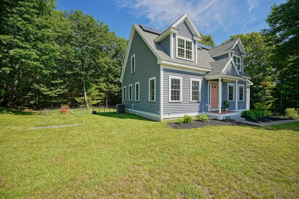 2 Wood Ridge Lane Exeter NH 03833