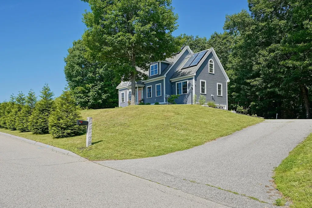 2 Wood Ridge Lane Exeter NH 03833
