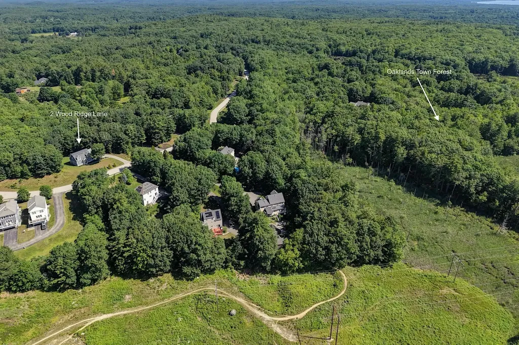 2 Wood Ridge Lane Exeter NH 03833