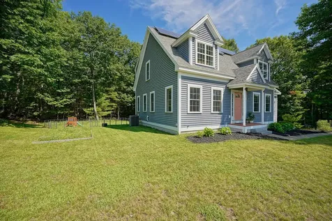 2 Wood Ridge Lane Exeter NH 03833