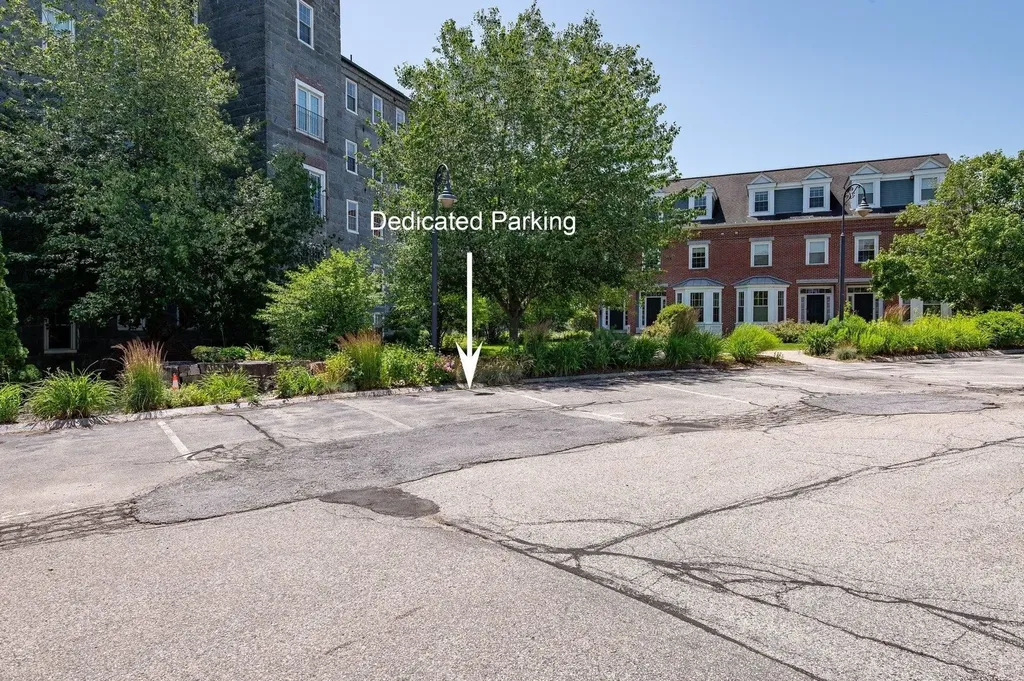 6 Bay Road Newmarket NH 03857