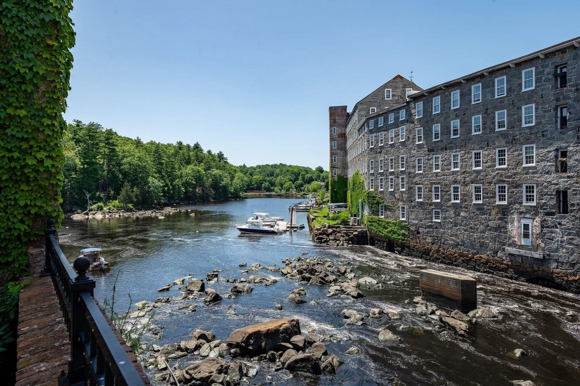 6 Bay Road Newmarket NH 03857