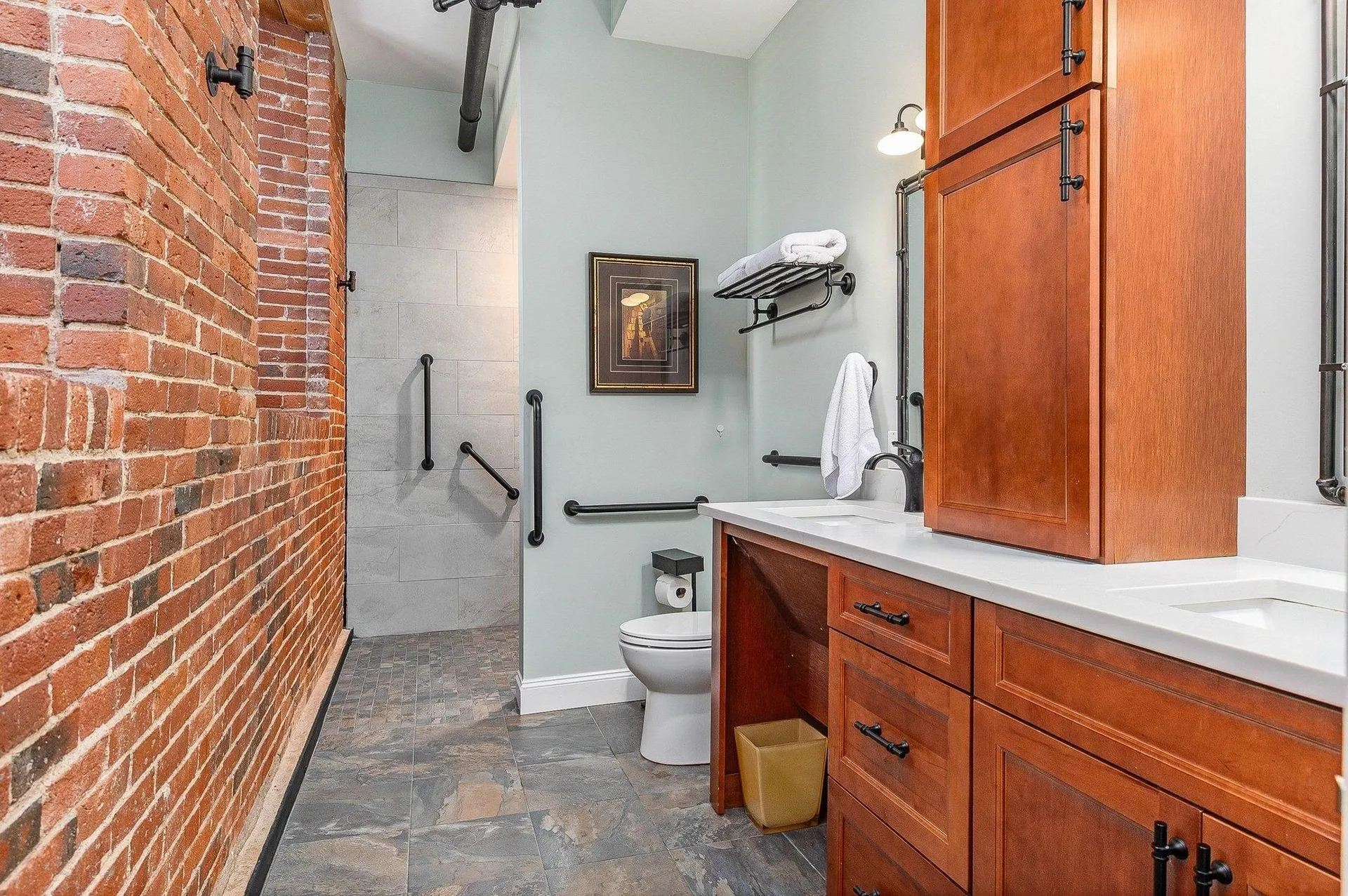 6 Bay Road Newmarket NH 03857