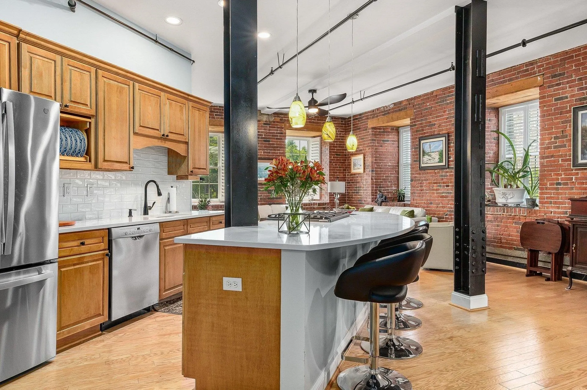 6 Bay Road Newmarket NH 03857