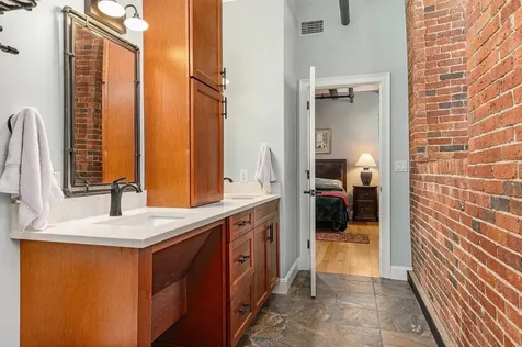 6 Bay Road Newmarket NH 03857