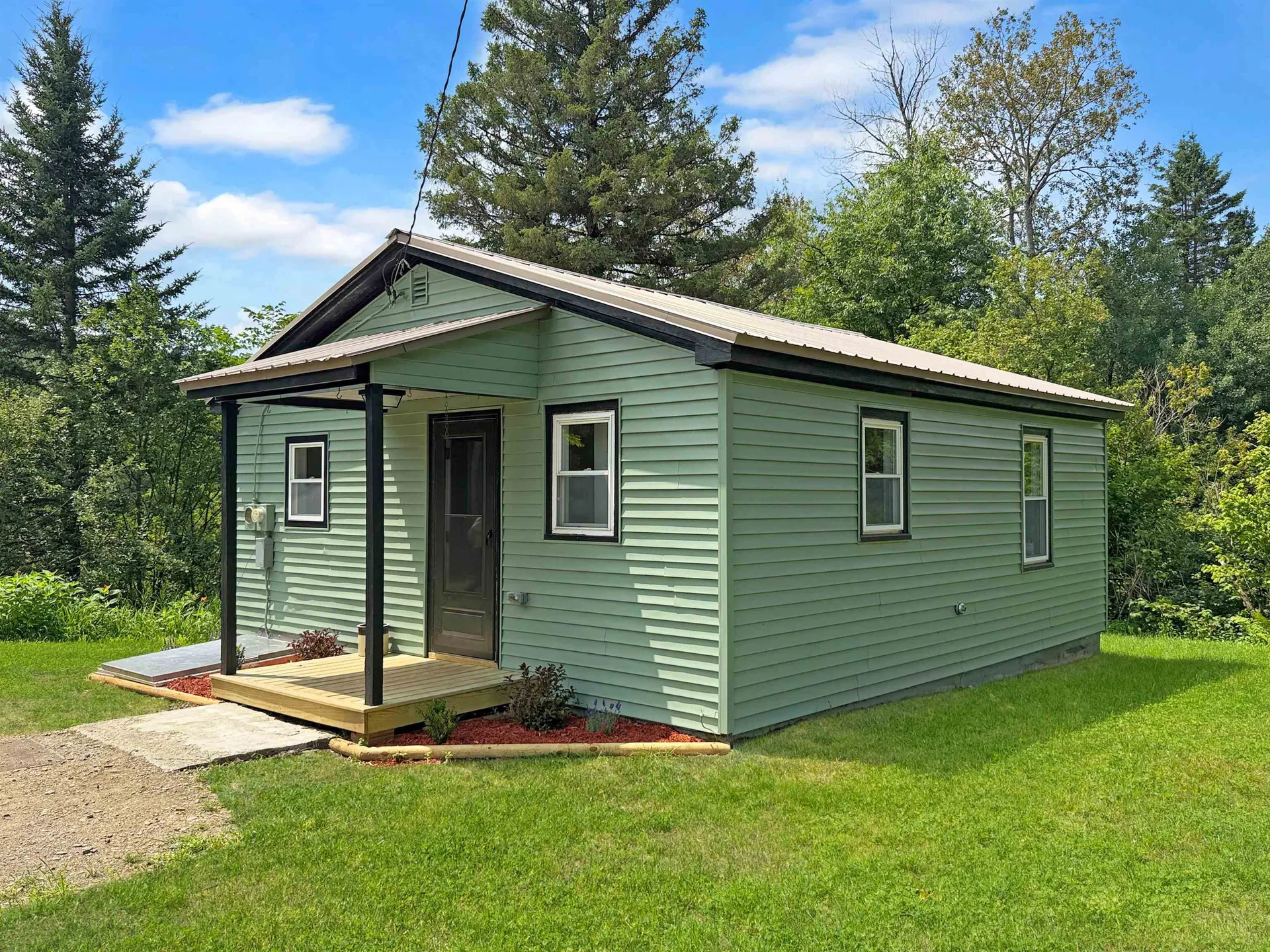400 New Hampshire Route 26 Colebrook NH 03576