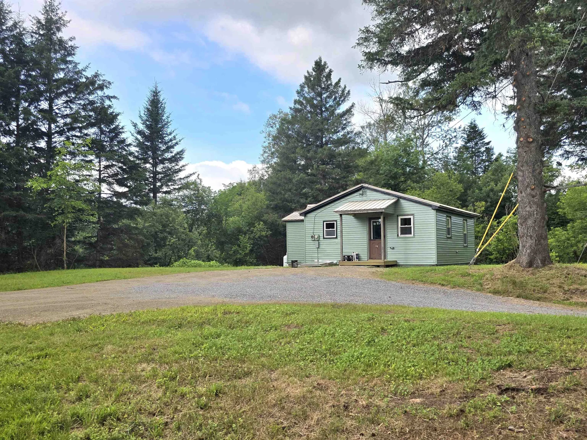 400 New Hampshire Route 26 Colebrook NH 03576