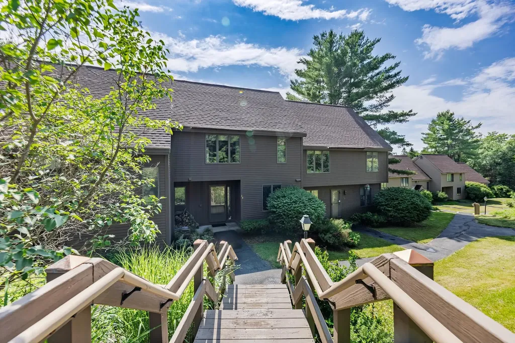 394 Lyman Batcheller Road Hartford VT 05059