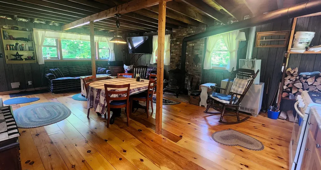 1372 Potash Brook Road Chester VT 05143
